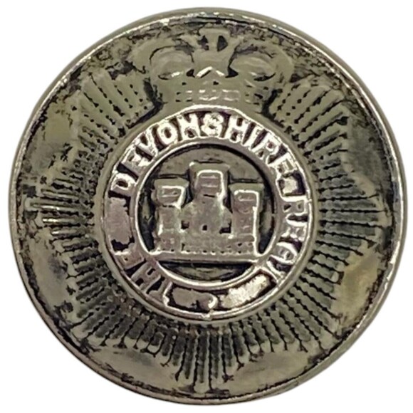 The Devonshire Regiment Metal Button Officers Uniform Sewing Arts & Crafts - Picture 1 of 4